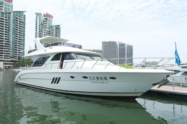 68英尺三層游艇 68英尺三層游艇