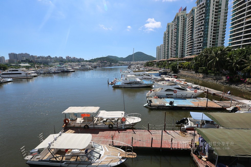 三亞林蔭河畔游艇碼頭 三亞林蔭河畔游艇碼頭