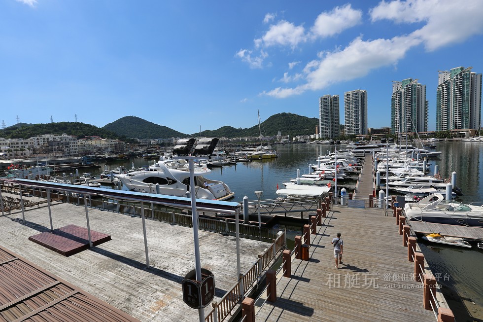 三亞星華游艇碼頭 三亞星華游艇碼頭