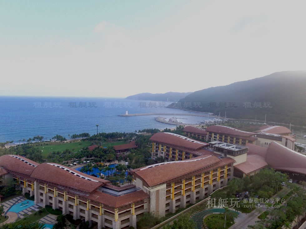 三亞亞龍灣游艇會碼頭 三亞亞龍灣游艇會碼頭