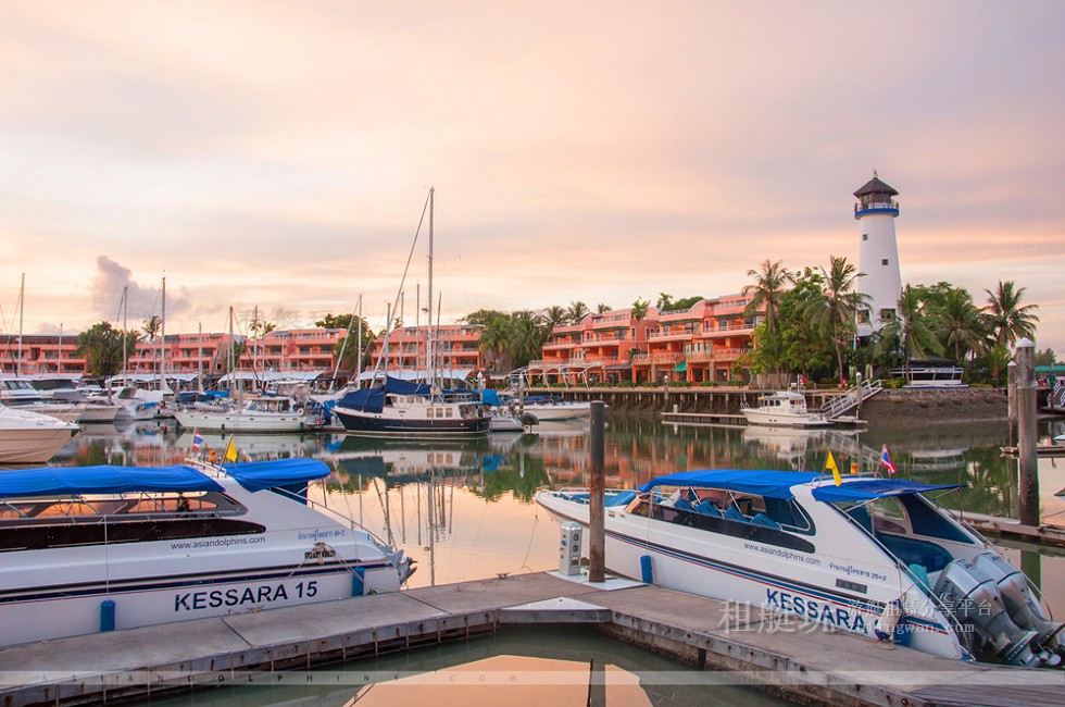 大圖 boat-lagoon-marina02 (1).jpg