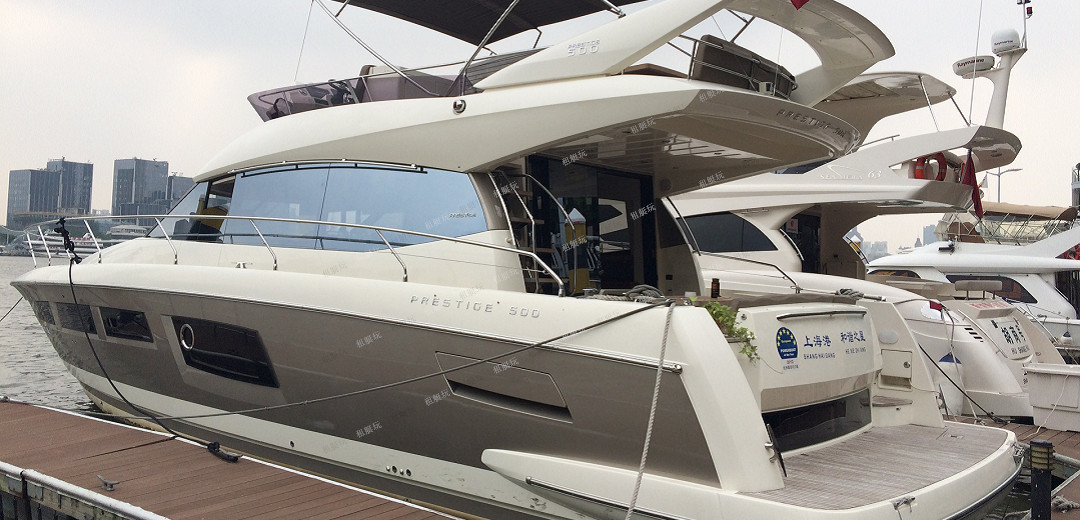 法國亞諾50英尺飛橋游艇 法國亞諾50英尺飛橋游艇