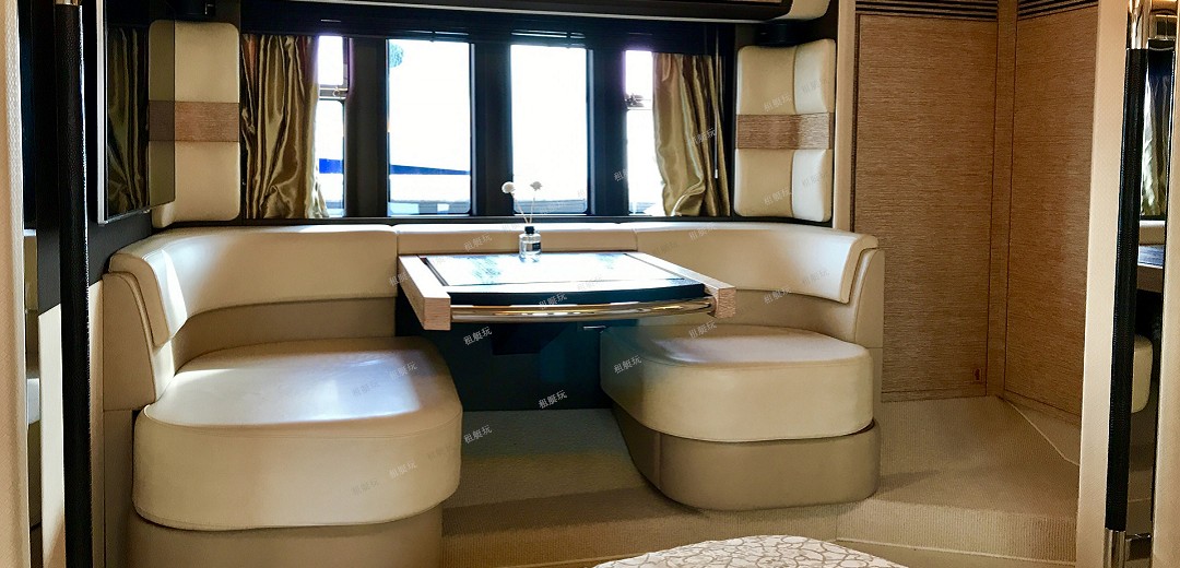 Azimut 64 Azimut 64