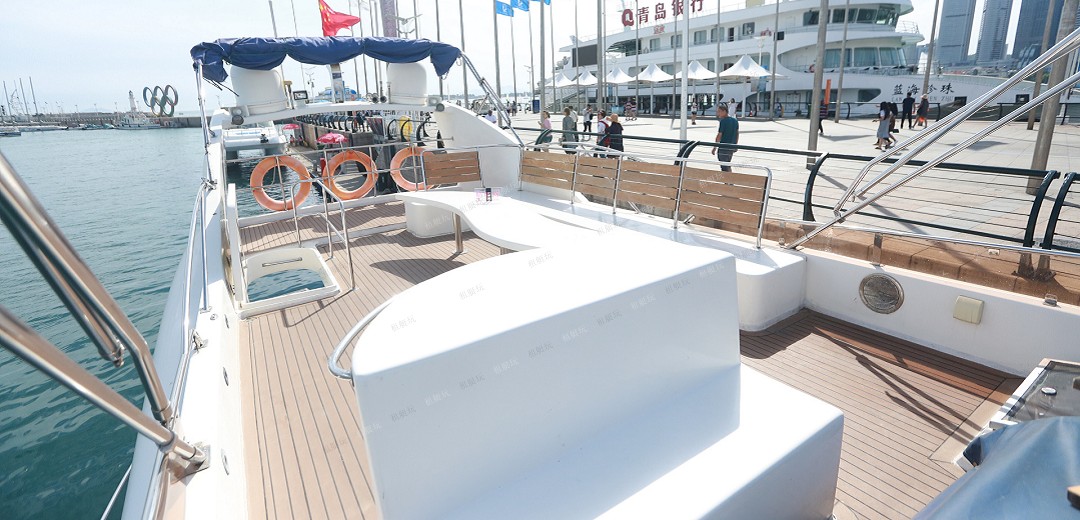 80英尺豪華游艇 80英尺豪華游艇