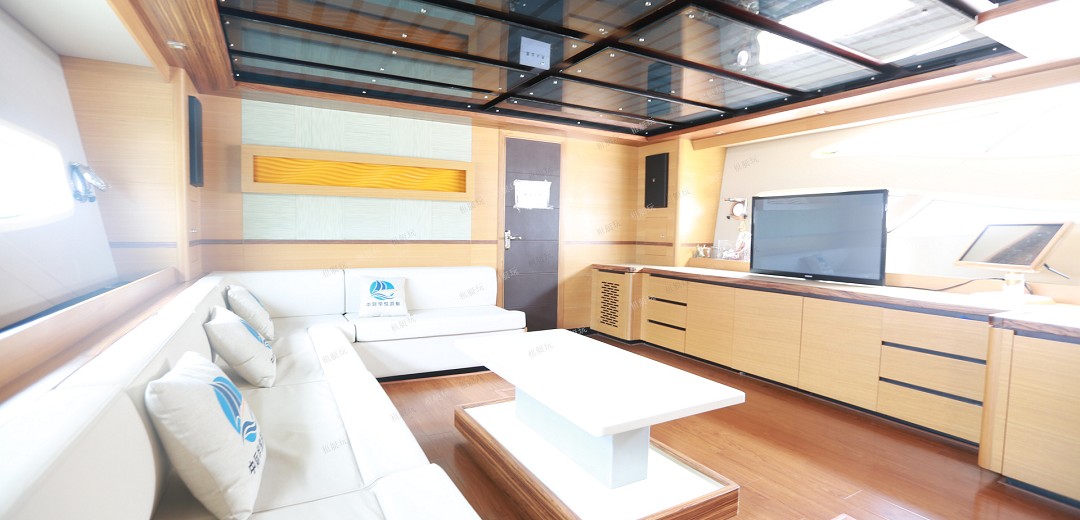 70英尺飛橋游艇 70英尺飛橋游艇